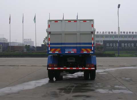 東風(fēng)壓縮式對接垃圾車